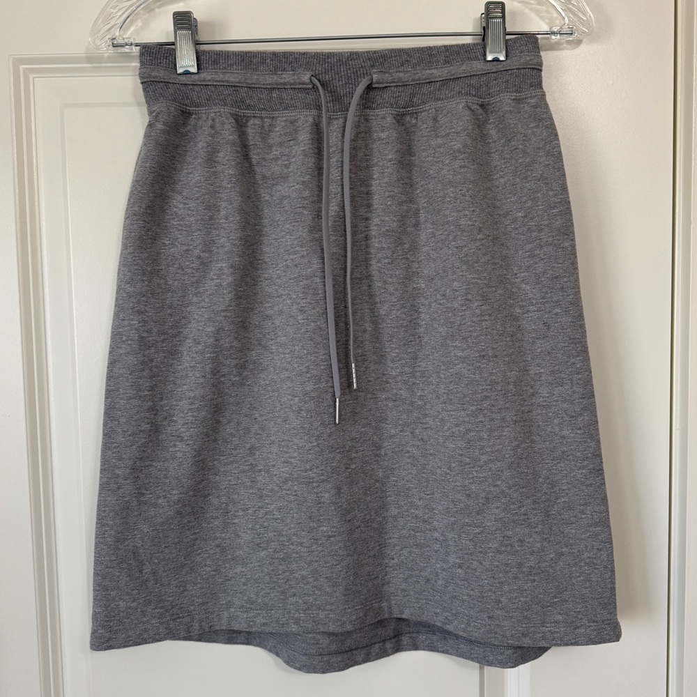 Lululemon Athletica Light Gray A-Line Skirt